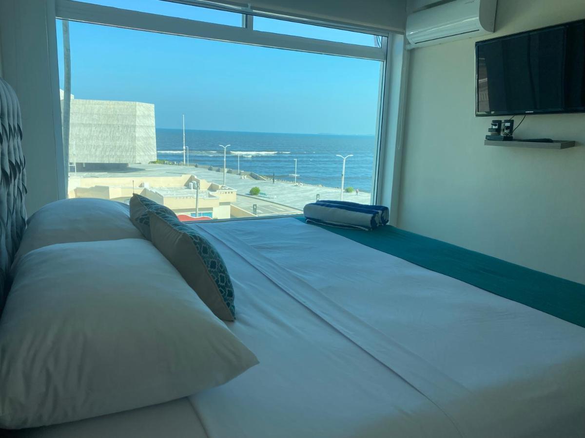 Frente Playa Vista Al Mar, Piscina De Uso Exclusivo * Boca del Rio (Veracruz)